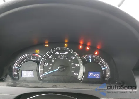 2013 Toyota Camry Se z USA, uszkodzony, nr VIN 4T1BF1FK7DU690510